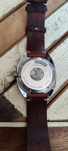 1000053762