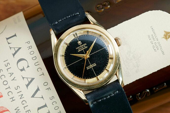 Universal_Geneve_Polerouter_Gold_Plate_AS01346_2-768x512@2x-688246744