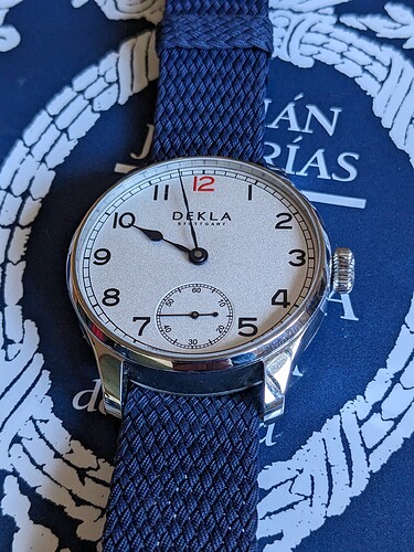 PXL_20230211_085746660