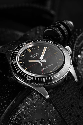 antarctic-diver-no-date-nivada-grenchen-15_1400x