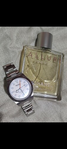 Screenshot_2022-12-31-20-51-03-223_com.miui.gallery