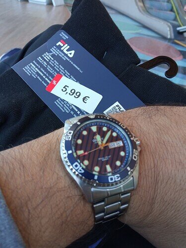 16676464516777227686576939990550