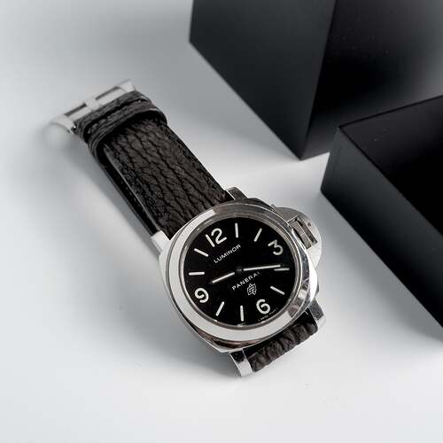 liger-straps-shark-rustic-black-panerai-luminor_7_1800x1800