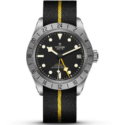 tudor-black-bay-pro-fabric-strap-39mm-m79470-0002