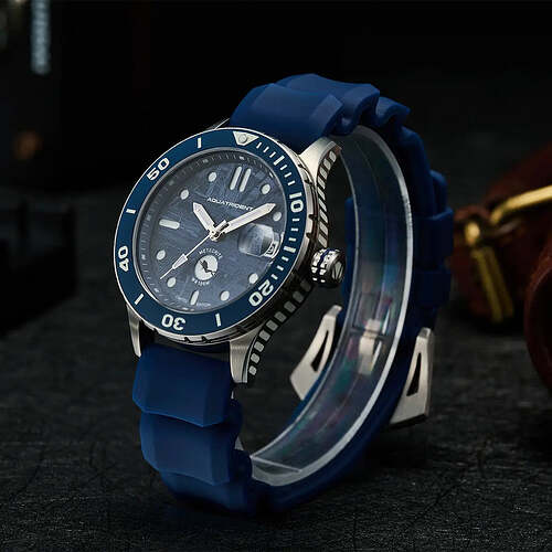 ocean-dive-watch-blue-meteorite-dial-fluororubber-strap-40mm-aq-23004-04-848_900x