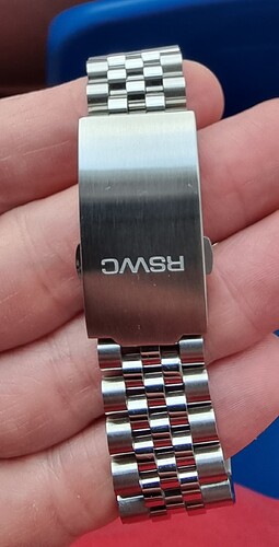 1000016903