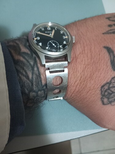 1000022161