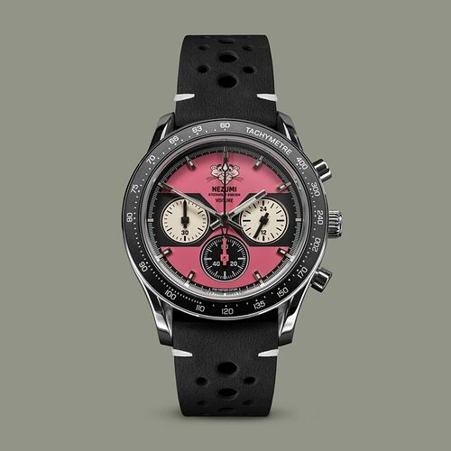 Front-nezumi-voiture-pink-panther-watch-black-strap-1024x1024
