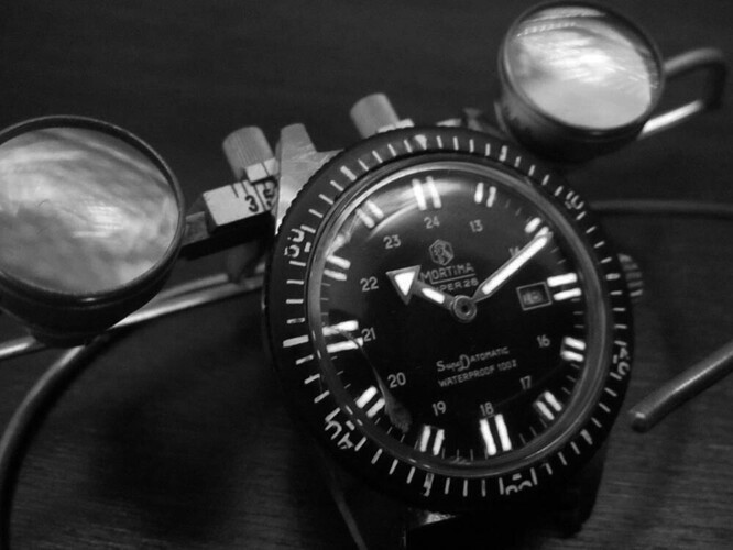 Mortima Super 28 ByN