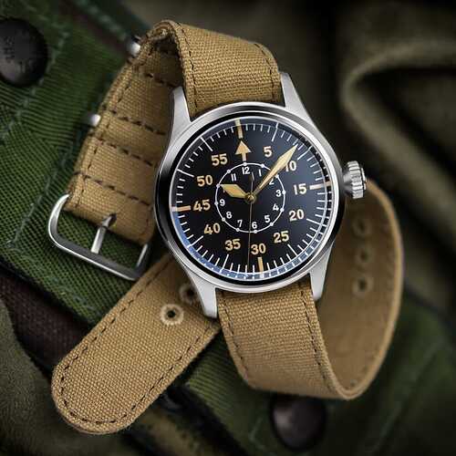 k-01-vintage-lume-on-canvas-nato