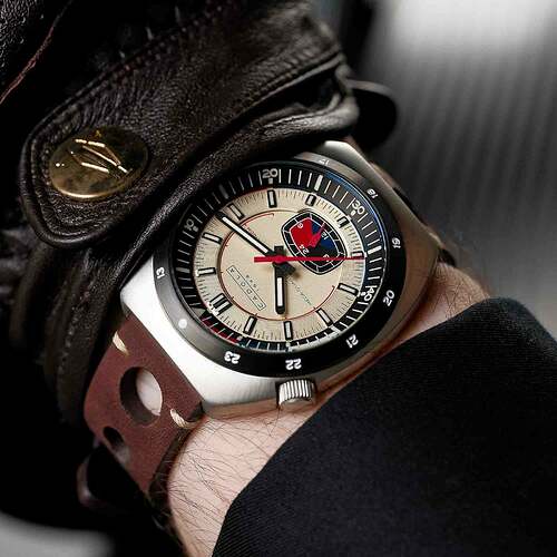 Cadola-02CD-1052-01-MS02_1800x1800