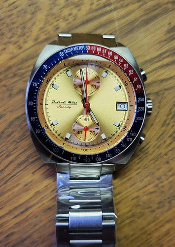 s646510504143755732_p91_i8_w1987