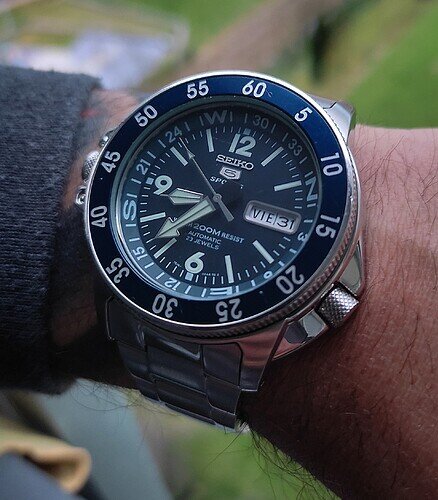 Lumii_20230331_203948304