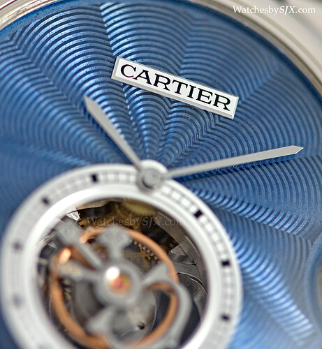 Cartier-Ballon-Bleu-39-Flying-Tourbillon-blue-enamel-dial-(3)-1199261596