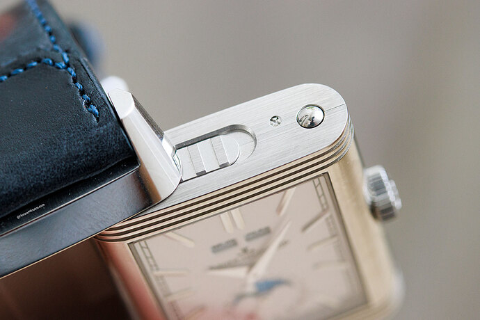 Jaeger-LeCoultre-Reverso-Tribute-DuoFace-Calendar-Horas-y-Minutos-13