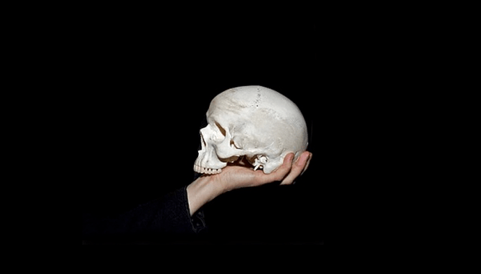 calavera-hamlet