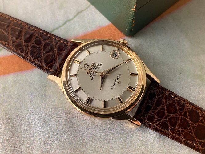 omega-constellation-pie-pan-officially-certified-18k-yellow-gold-cal-561-ref-168005-6-collectors--2609804195