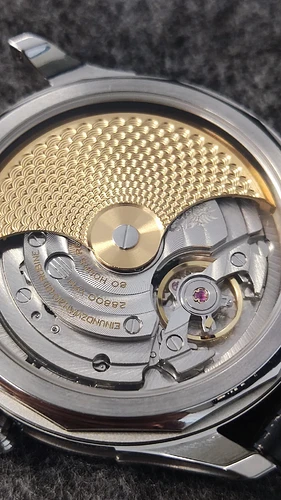 borman-moonphase-v0-f3hh2alv8wfb1