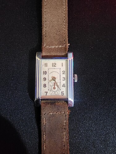 32700