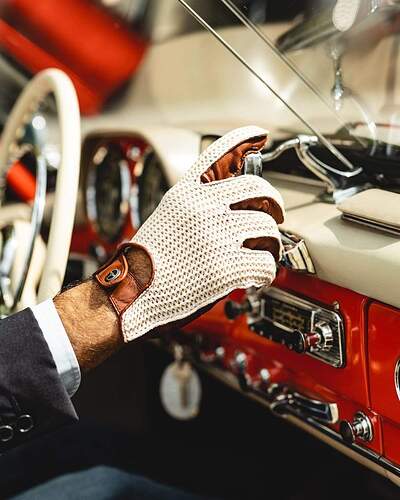 the-outlierman-gloves-heritage-stringback-driving-gloves-cognac-14874029555800_1200x