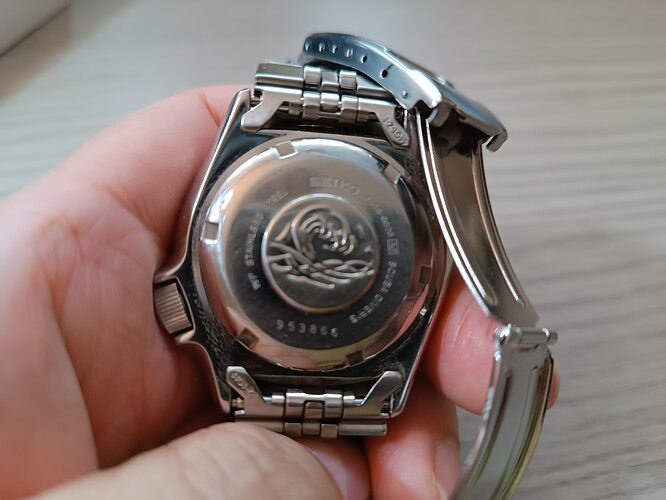 1000016213