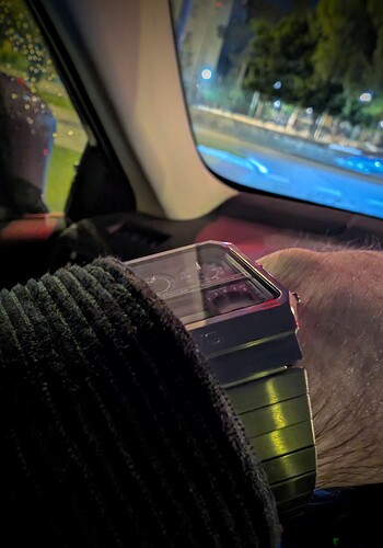 1000106272