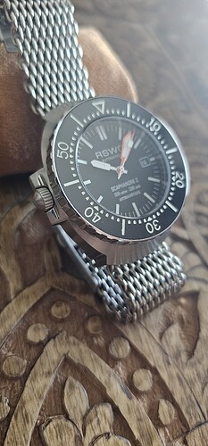 1000103691