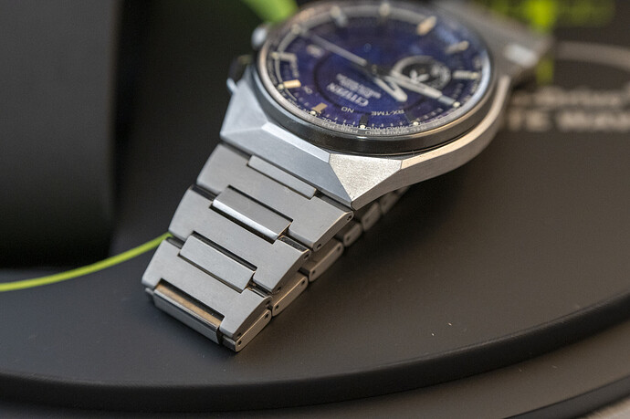 Citizencc3097_52L-7
