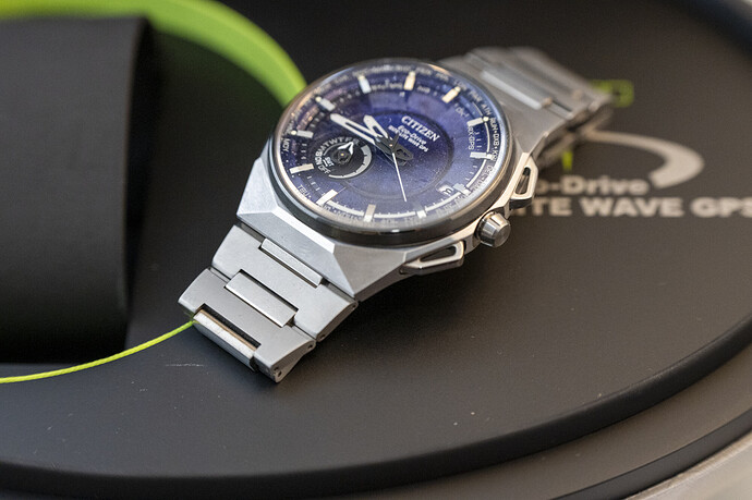 Citizencc3097_52L-8