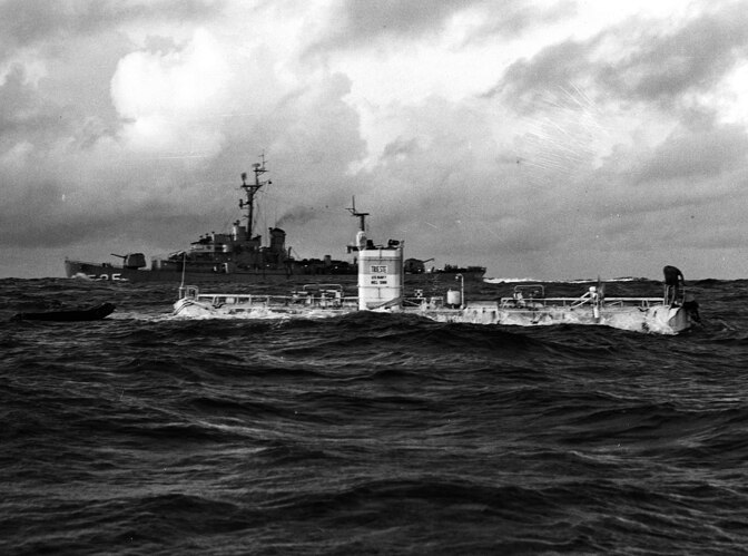 The-U.S.-Navy-Bathyscaphe-Trieste-just-before-her-record-dive-to-the-bottom-of-the-Marianas-Trench-23-January-1960