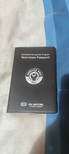 Screenshot_2025-04-09-18-01-32-456_com.miui.gallery