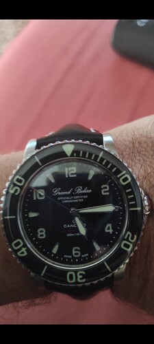 Screenshot_2025-11-01-22-51-02-267_com.miui.gallery