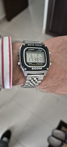 1000070461