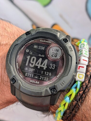 1000046671