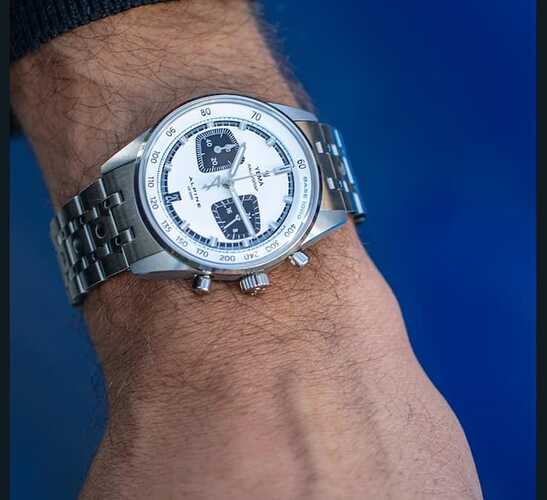 WhatsApp Image 2025-10-14 at 08.53.51