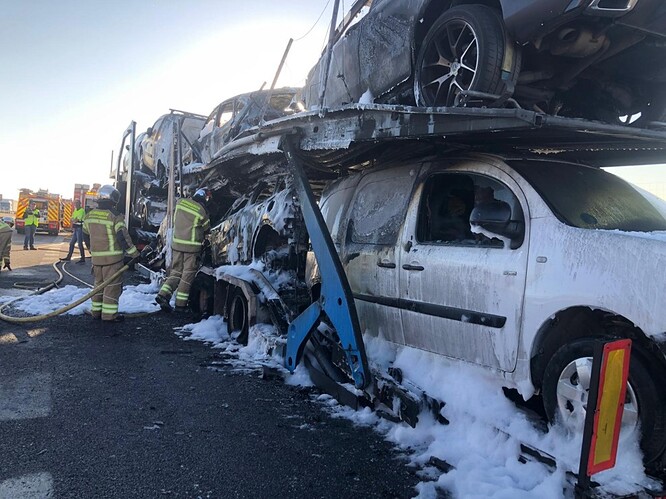 whatsapp-image-2025-04-01-at-19.28.05-1-