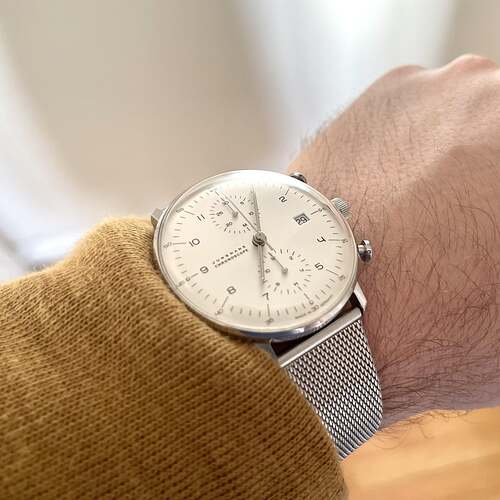 junghans-max-bill-chronoscope-a-real-beauty-v0-b2ew2rsuh29b1