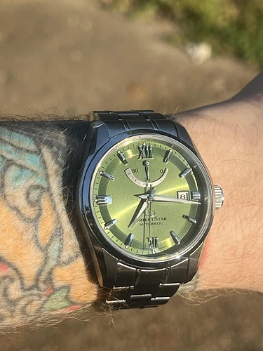 orient-star-a-gorgeous-green-dial-you-havent-seen-before-v0-
