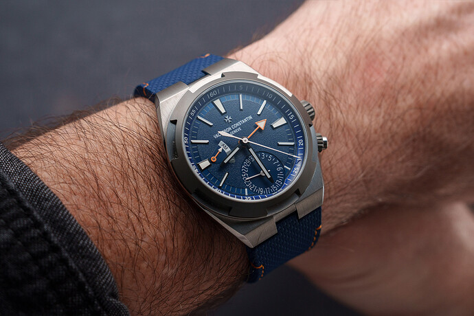 vacheron-constantin-overseas-dual-time-cardinal-points-10