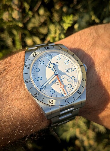 PXL_20250828_180544697~3