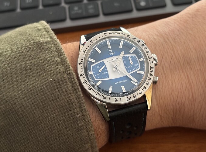 Screenshot_20241119_080413_Photos