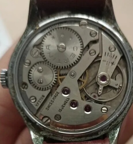 1000044586