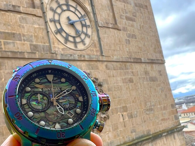 9B reloj pared cat