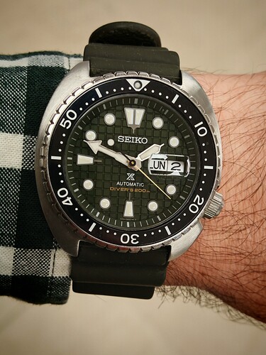 1000056746