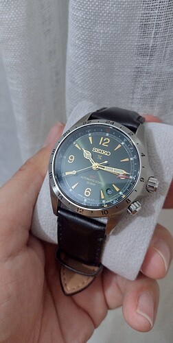 IMG_20251209_214011078_HDR~2