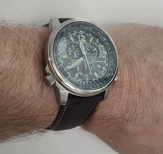 Citizen Pilot CB5860-27E