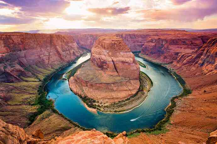 horseshoe-bend-at-sunset-1048931984-1f2ac14f6be6419d9c63ce7b6b6bd523-3758784795