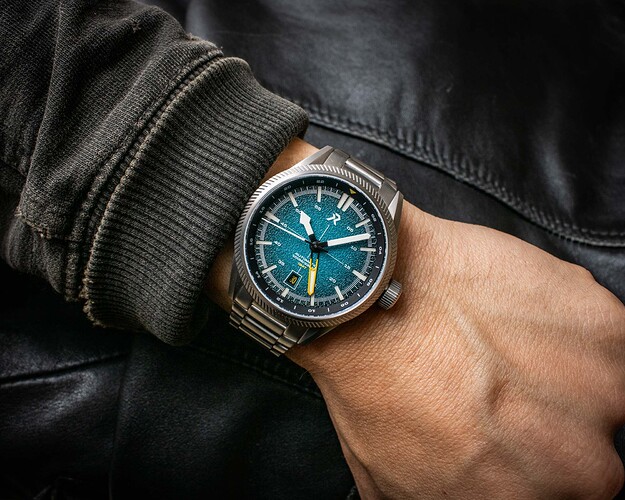 RZE-Fortitude-GMT-Watch-3