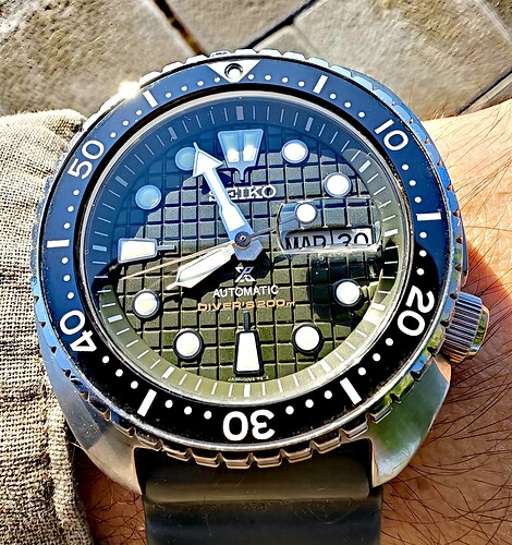 59334