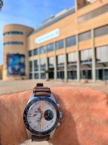 lub-casa de la cultura con reloj